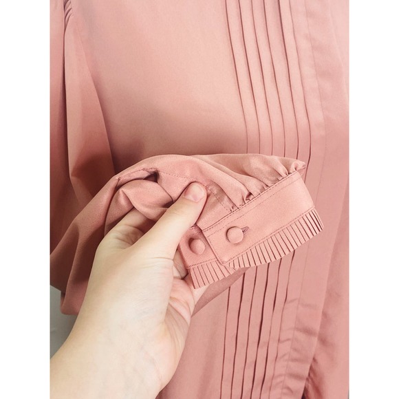 Vintage Foxcroft Pleated Blouse Top Womens 12 Career Femme Classic Made in Japan - Picture 7 of 9